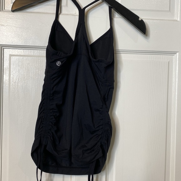 Lululemon Workout Set of 4 | Size 0 leggings, Size 4 tanks in GUC - Picture 6 of 13